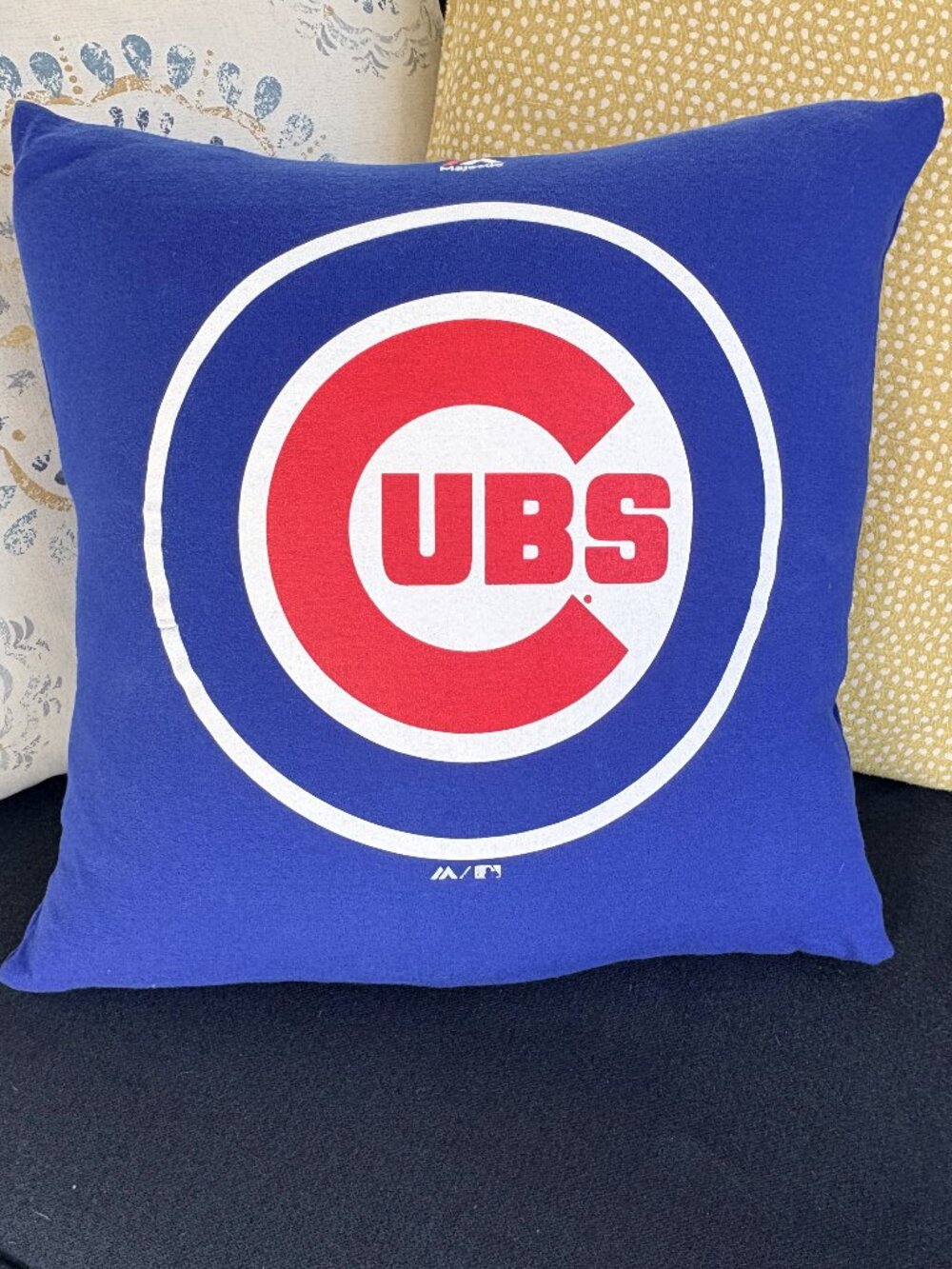 Chicago Cubs MLB baseball handmade retro upcycled t-shirt 16x16 pillow cover
